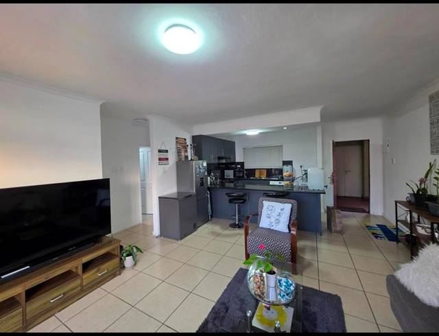 2 BEDROOM APARTMENT FOR SALE IN UMHLANGA RIDGE